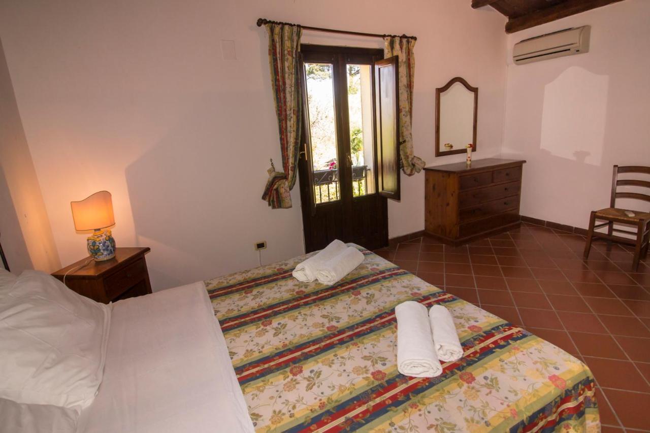 Agriturismo Tarantola Villa Alcamo Esterno foto